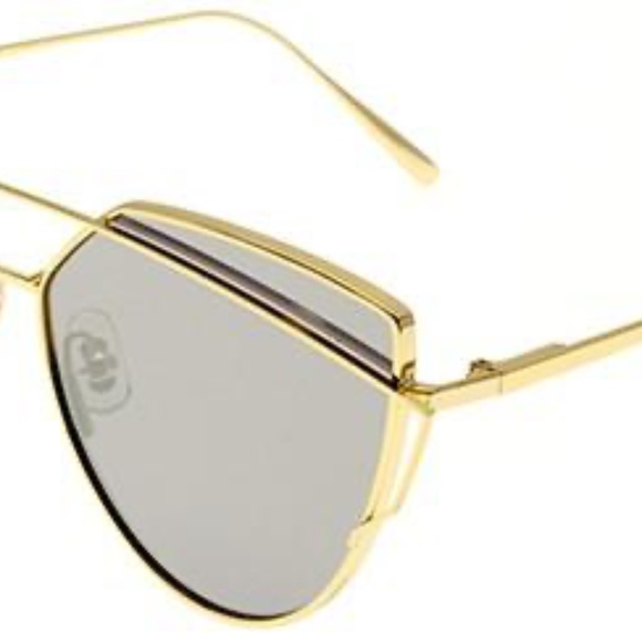 Gentle Monster Iconic Lovepunch Sunglasses - Gold main image 8